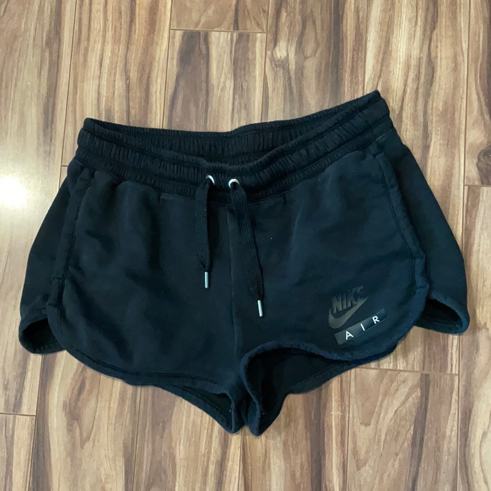 Black Nike Shorts Size Medium